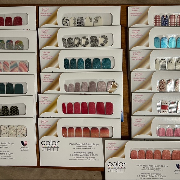 COLORSTREET NAIL POLISH STRIPS - Picture 1 of 3